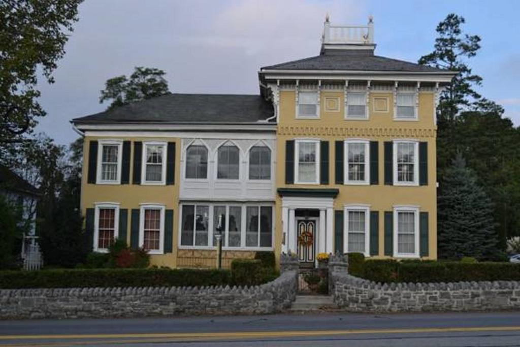 Ej Bowman House Bed & Breakfast Lititz Extérieur photo